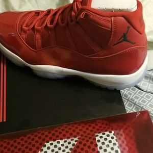 Jordan 11 size12